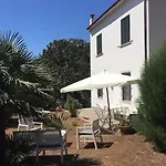 Sant'antonio Con Ampio Giardino A Due Passi Dal Mare * Bagnaia (Livorno)