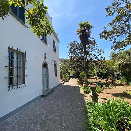 Sant'antonio Con Ampio Giardino A Due Passi Dal Mare *