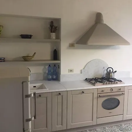 Villa Sant'antonio Con Ampio Giardino A Due Passi Dal Mare *