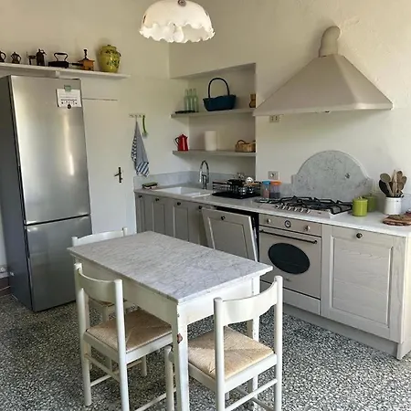 Con Ampio Giardino A Due Passi Dal Mare Villa Sant'Anna (Isola d'Elba)